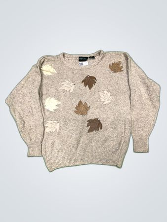 UNO & UNA Leaf Applique Knit Sweater