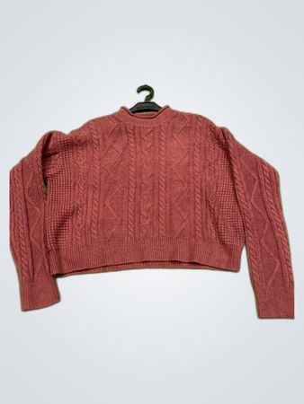 Hua Yu Mu Chui Cropped Cable Knit Sweater