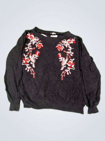 Un Jour Embroidered Knit Sweater