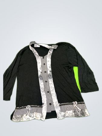 Vetements Paris Printed Long Sleeve Blouse