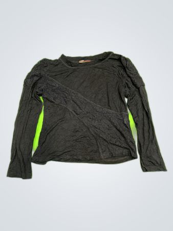 Black Long-Sleeve Top