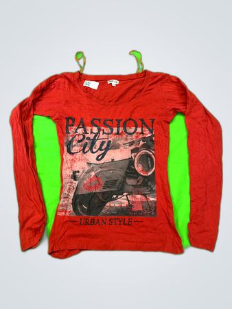 Inside Passion City Long Sleeve Graphic T-Shirt