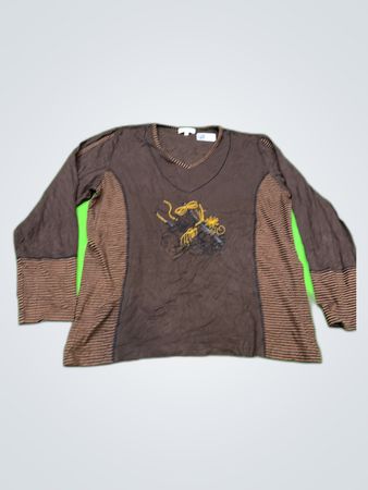 Brown Long-Sleeve Top with Graphic