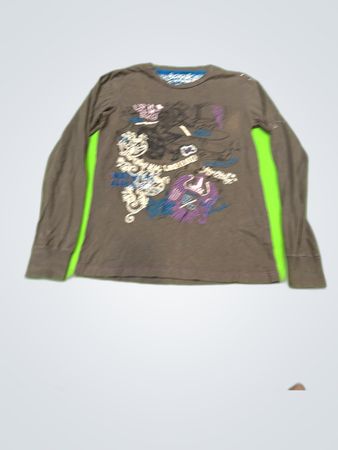3000style Long Sleeve Graphic T-Shirt