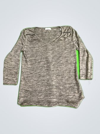 Cache Cache Gray V-Neck Knit Top
