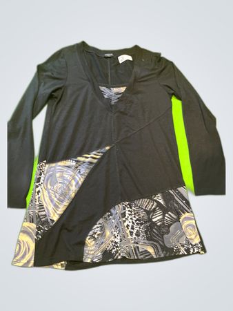 Magnolia Paris Printed Long Sleeve Blouse
