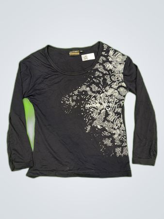 Canyon Long Sleeve Graphic T-Shirt