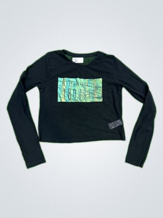 Unbranded Cropped Long Sleeve Graphic Tee
