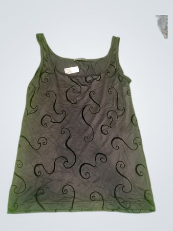 Pompadour Graphic Tank Top