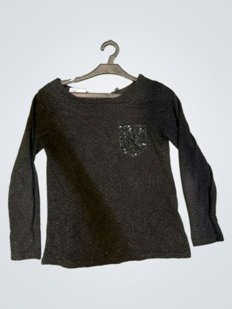 Black Long-Sleeve Top