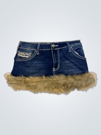 Upcycled MD Wochenende Denimrock mit Fellbesatz