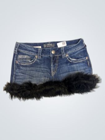 Upcycled Silver Jeansrock mit schwarzem Fellbesatz