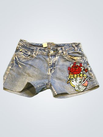 Upcycled Illegal Jeans Shorts
