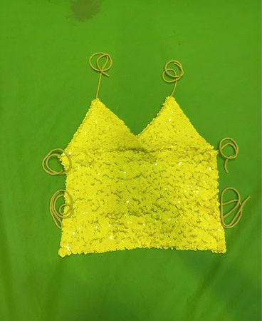Upcycled Gelbes Pailletten-Haltertop