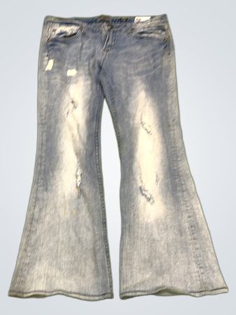Los Angeles Flared Jeans
