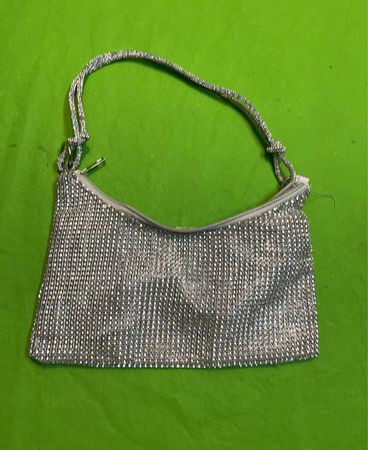 Silberne Strass-Schultertasche