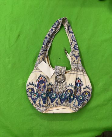 Perlenbesetzte Schultertasche mit Paisleymuster