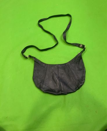 Schwarze Leder Schultertasche