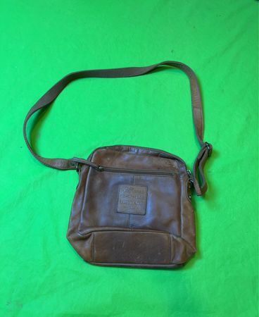 Attwood Heritage Leather Messenger Bag