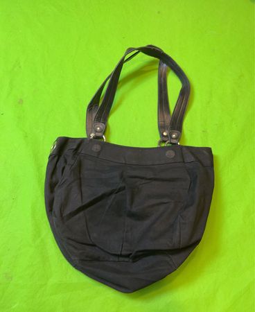 Miche schwarze Canvas-Schultertasche