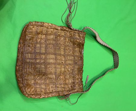 Gewebte Tasche