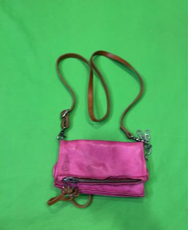 Rosa Leder Schultertasche