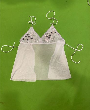 Upcycled weißes, mit Perlen besetztes, durchsichtiges Lingerie-Top