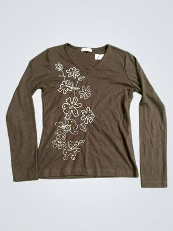 BASIC ONE Women's Brown Long Sleeve V-Neck T-Shirt with Floral Embroidery