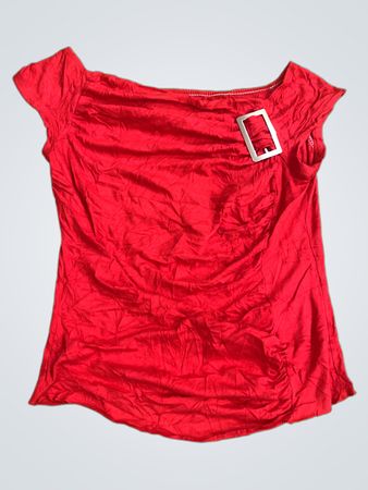 Red T-shirt with Buckle Detail