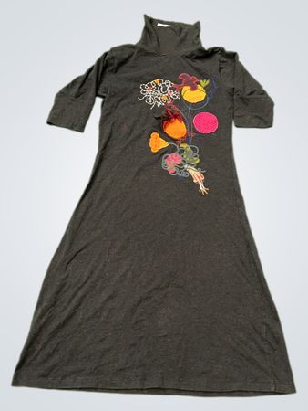 Polymorph Women's Gray Turtleneck Dress with Floral Embroidery