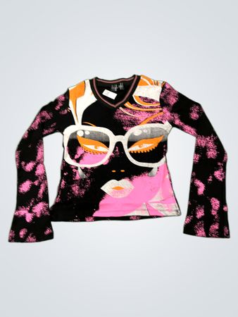 Copeline Long Sleeve V-Neck Graphic Print Top