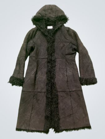 Black hooded coat with fur trim