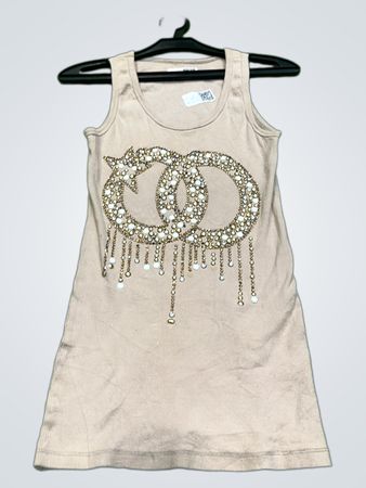 Beiges Tanktop mit verziertem Doppelringdesign