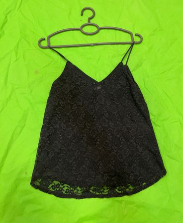 H&M Schwarzes Spitzen-Cami-Top
