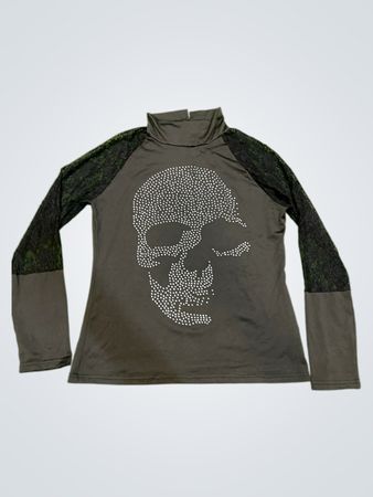 Schwarzes Langarmoberteil mit Totenkopfdesign und Spitzensäumen