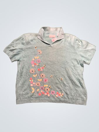Alfred Dunner Damen leuchtend blauer bestickter Blüten- und Bienen-Pullover mit kurzen Ärmeln und Kragen