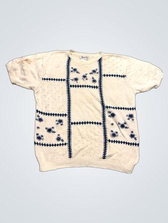 Summit Place Women's Cream Blue Floral Strickpullover