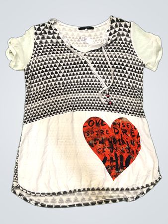 FA concept Damen Grafikdruck T-Shirt mit Herzdesign