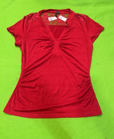 Heartsoul Rotes Spitzenrücken V-Ausschnitt T-Shirt