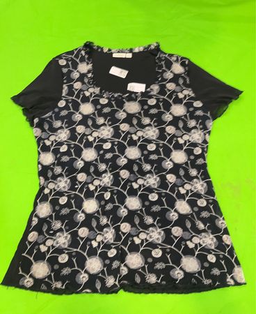 Generous by Limsex Floral Print Top