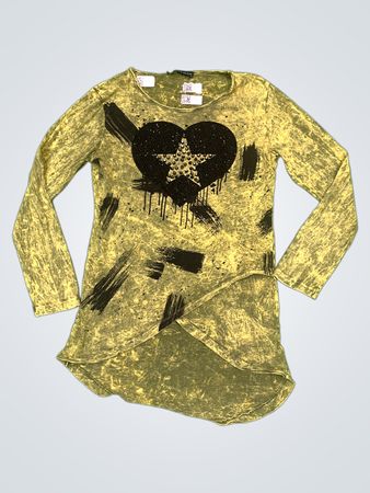 CIPO & BAXX Damen Langarmshirt mit Acid-Wash und verziertem Herz und Stern