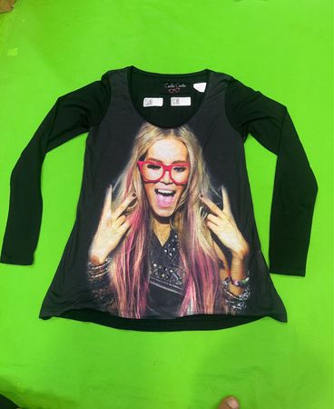 Cache Cache Langarm-Grafik-T-Shirt