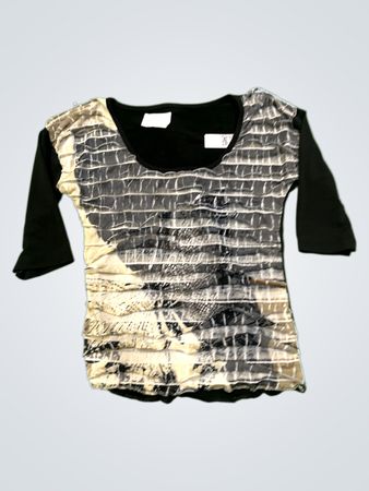 Schwarz-weiß texturiertes T-Shirt