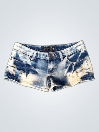Kiss Me Kiss Me Jeans Shorts