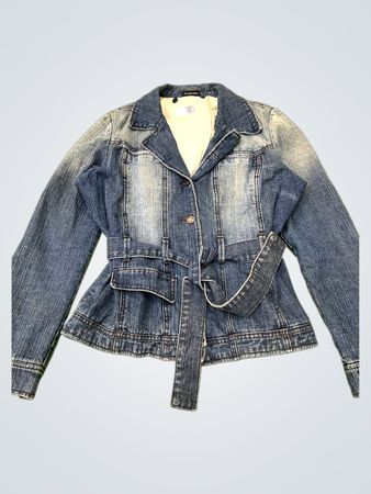 New Saks Woman Denim Jacket with Belt