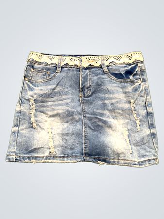 Blauer Denim-Rock mit Spitzendetails