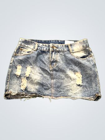 Jupe mini en denim déchiré