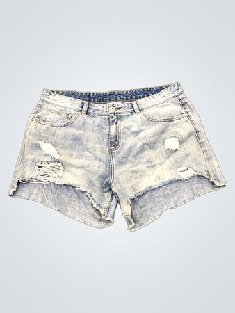 Witchery Distressed Denim-Shorts
