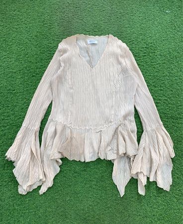 DRESS-U BY SHARON Beige plissiertes Top mit Glockenärmeln