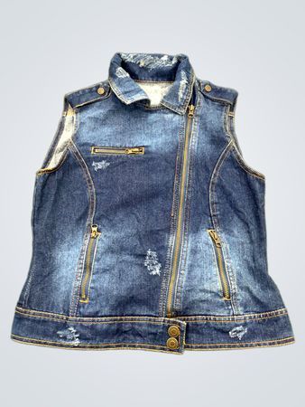 Aufgemotzte Jeansweste